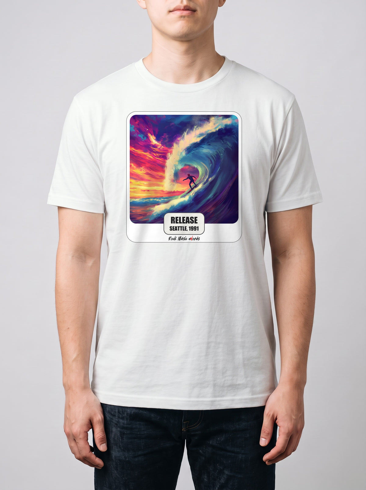 Corporatura media, 180 cm per 78 kg, con la t-shirt bianca «Release – Seattle, 1991» in taglia L (ricostruzione al computer)