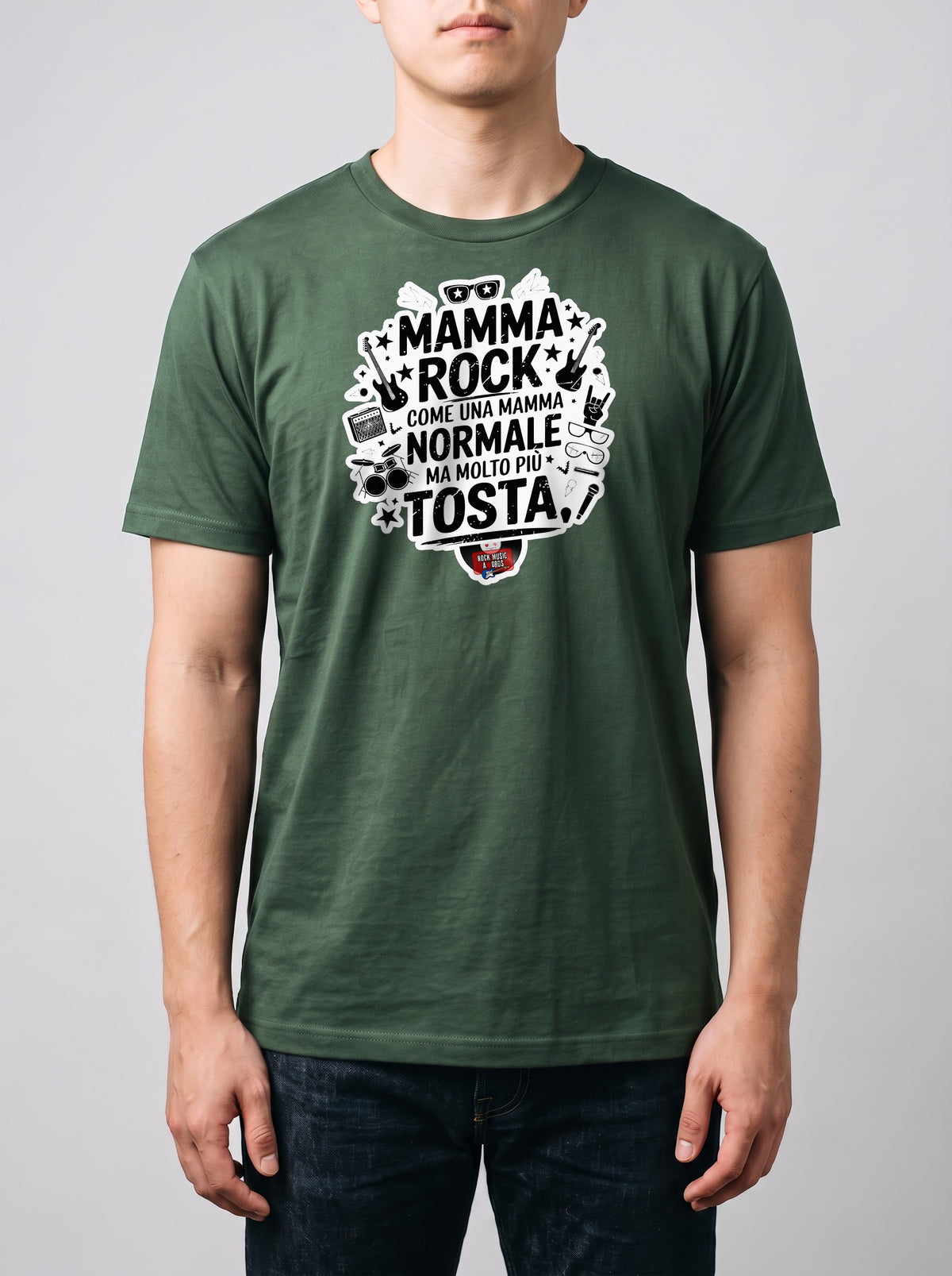 Corporatura media, 180 cm per 78 kg, con la t-shirt verde militare «Mamma rock: come una mamma normale, ma molto più tosta» in taglia L (ricostruzione al computer)