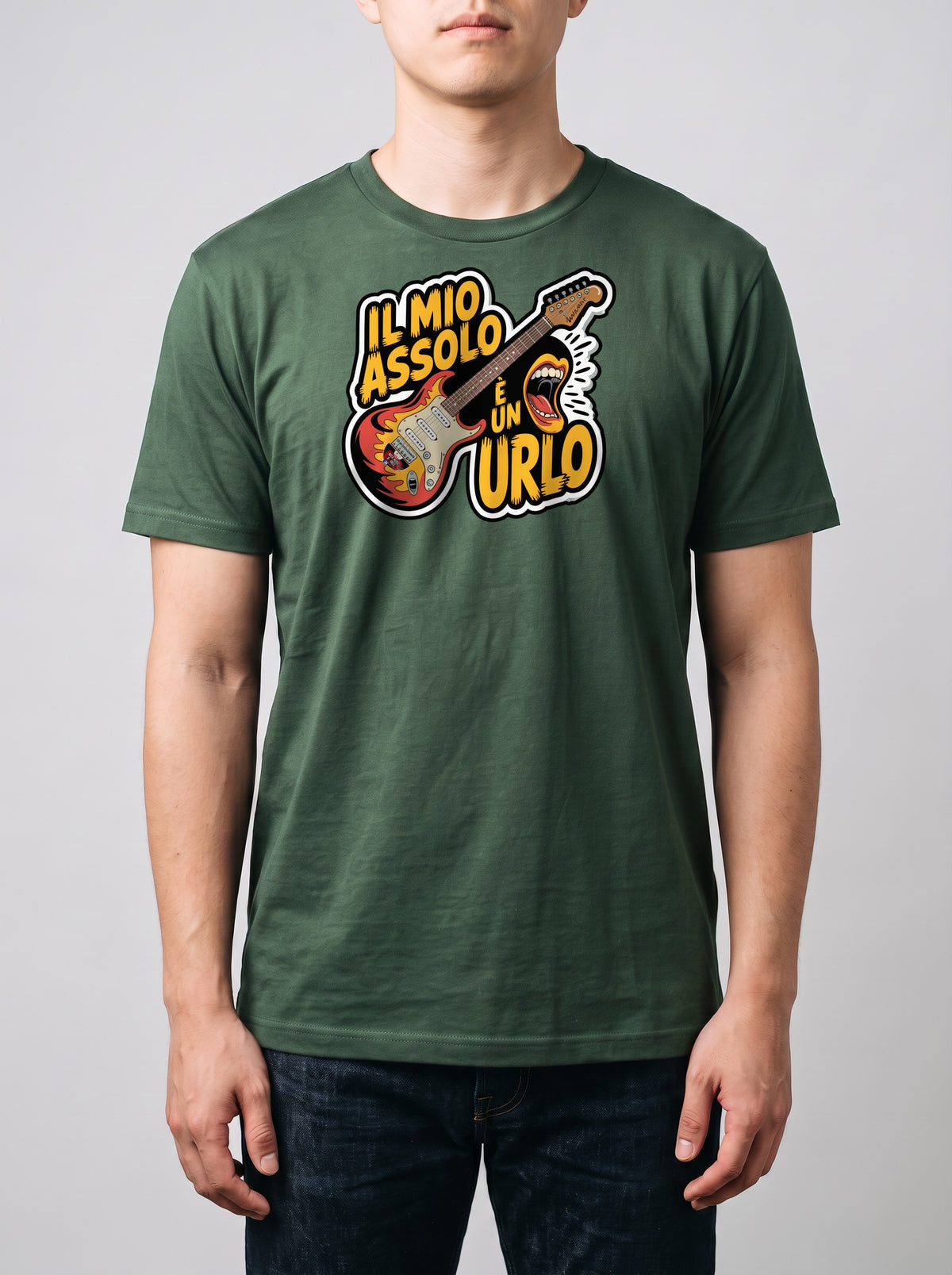 Corporatura media, 180 cm per 78 kg, con la t-shirt verde militare «Il mio assolo è un urlo» in taglia L (ricostruzione al computer)